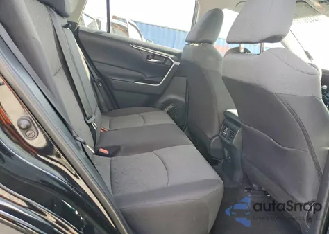 2020 Toyota Rav4 Xle z USA, uszkodzony, nr VIN 2T3P1RFV1LC125836